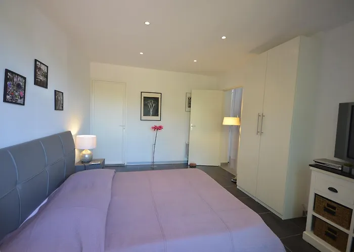 Maison Vecchio - Lecci Vakantiehuis *